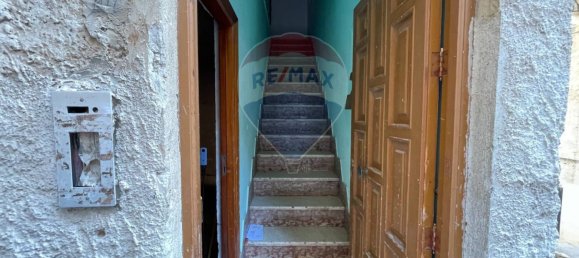 3 Schlafzimmer Haus in Trabia, Italy, Nr. 52294 36