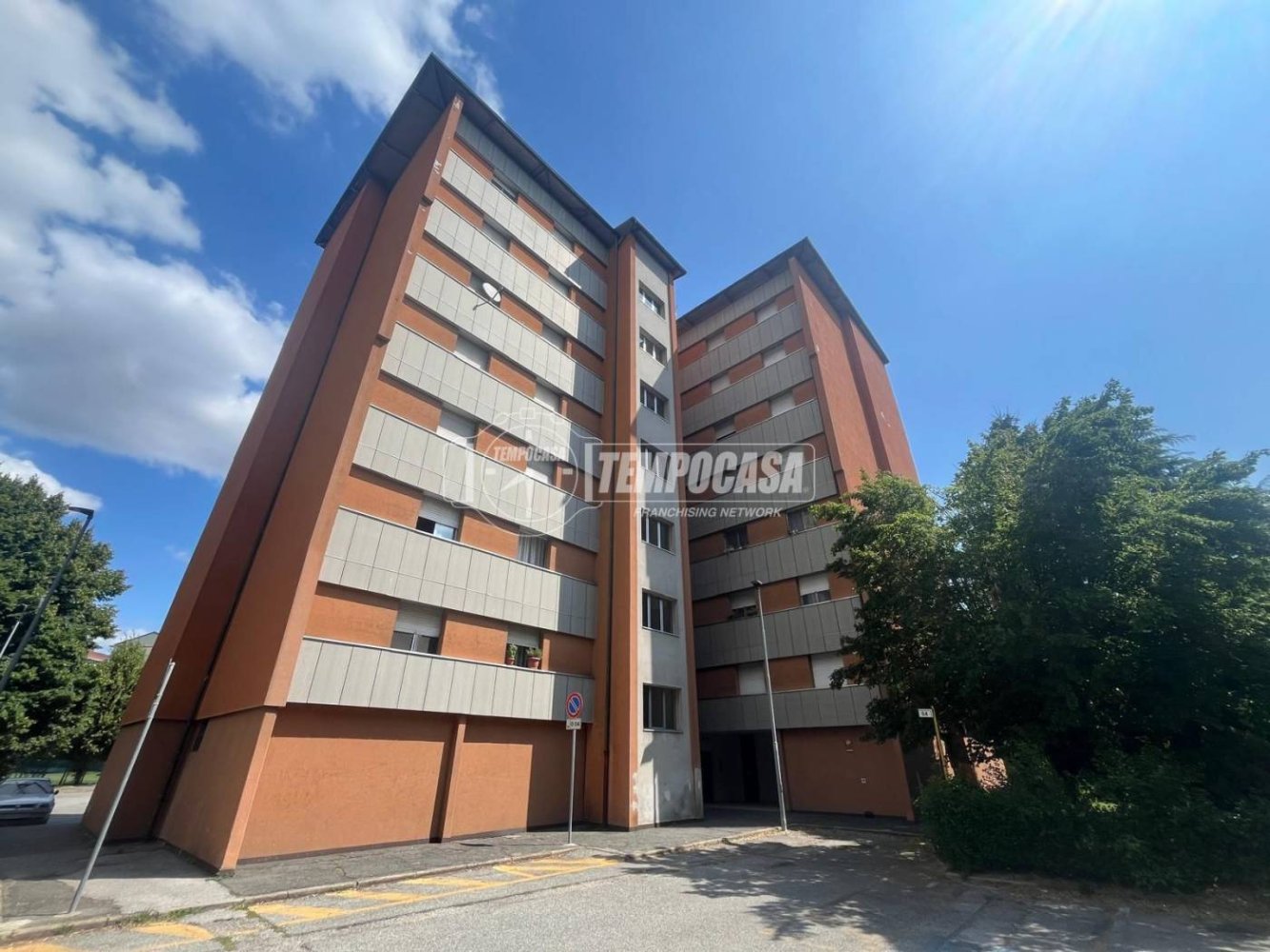 3 bedrooms Apartment in Nichelino, Italy No. 264088