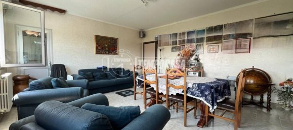 3 bedrooms Apartment in Nichelino, Italy No. 264088 4