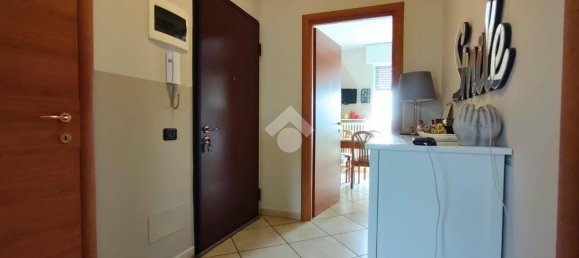 2 bedrooms Apartment in Dalmine, Italy No. 92087 8
