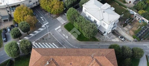 2 bedrooms Apartment in Dalmine, Italy No. 92087 31