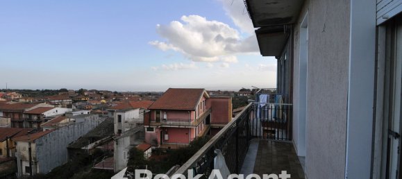 Квартира с 4 комнатами в Сан Пьетро Кларенца, Италия № 308866 39