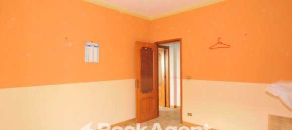 Квартира с 4 комнатами в Сан Пьетро Кларенца, Италия № 308866 6