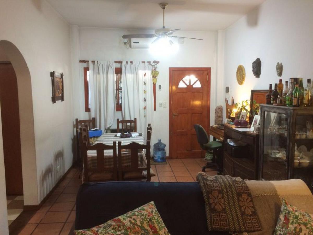 2 bedrooms House in Lomas de Zamora, Argentina No. 21759