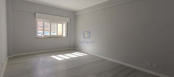3 bedrooms Apartment in Loures, Portugal No. 94669 11