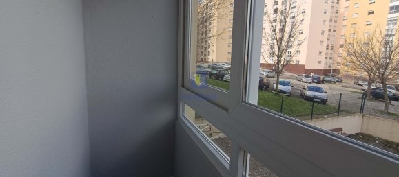 3 bedrooms Apartment in Loures, Portugal No. 94669 16