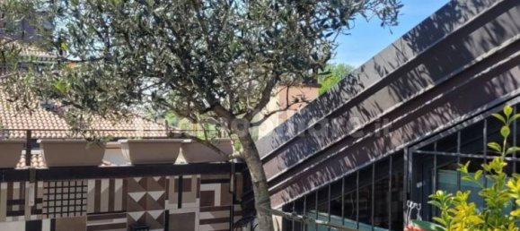 Квартира с 3 спальнями в Корсико, Италия № 76461 5