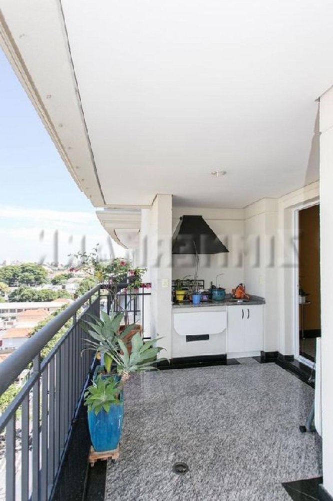 4 bedrooms Apartment in Sao Paulo, Brazil No. 585683