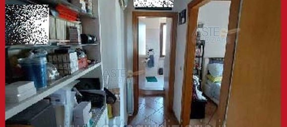 5 bedrooms Apartment in Rome, Italy No. 334066 7