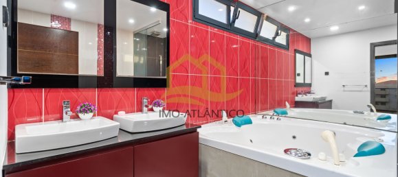 Casa de 3 dormitorios en Funchal, Portugal No. 25054 26