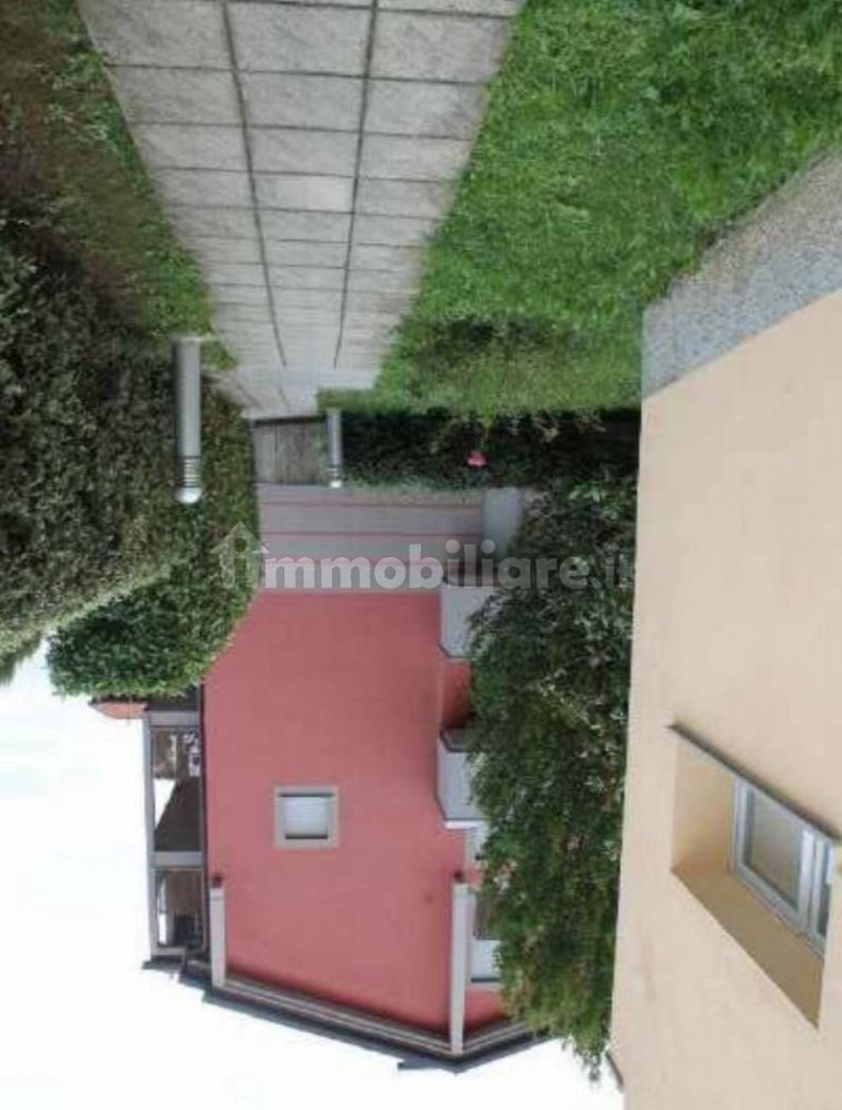 Квартира с 2 спальнями в Макерио, Италия № 281720