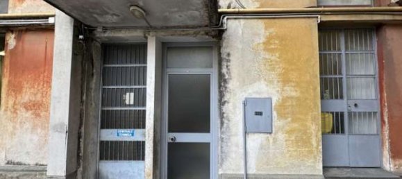 3 rooms Apartment in Legnano, Italy No. 331457 6