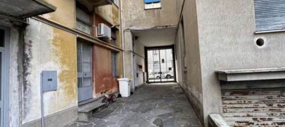 3 rooms Apartment in Legnano, Italy No. 331457 8