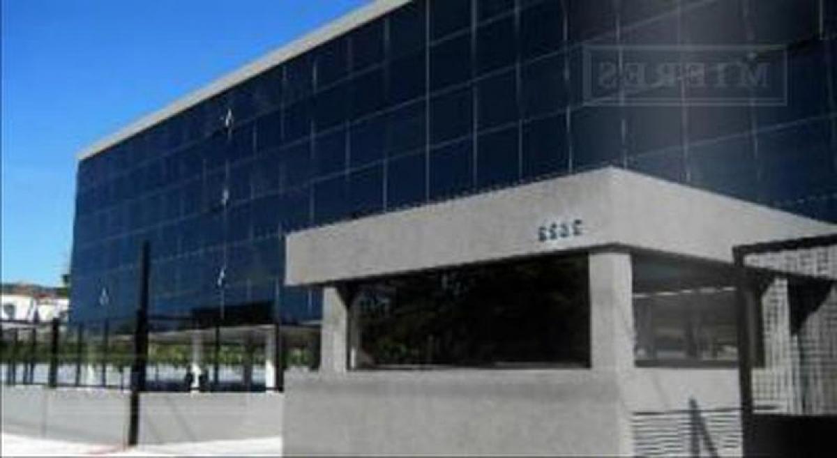 210m² Office in San Isidro, Argentina No. 24595