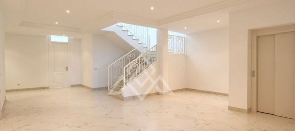 Villa de 8 dormitorios en Málaga, Spain No. 130909 41