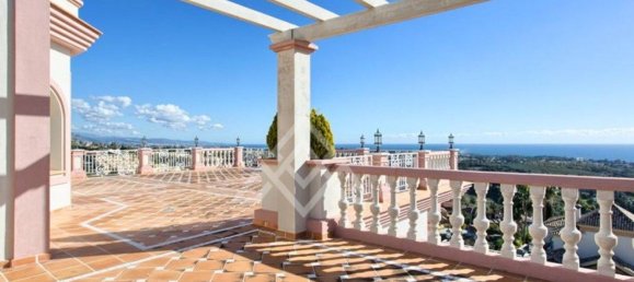 Villa de 8 dormitorios en Málaga, Spain No. 130909 38