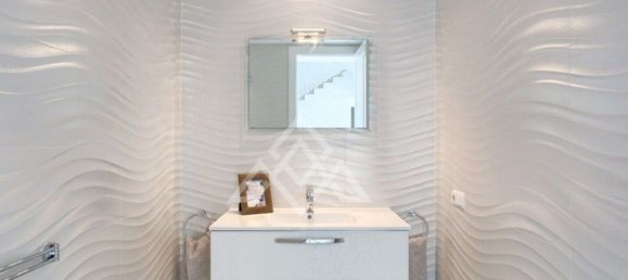 Villa de 8 dormitorios en Málaga, Spain No. 130909 20