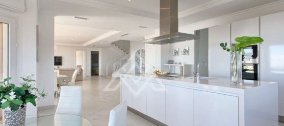Villa de 8 dormitorios en Málaga, Spain No. 130909 12
