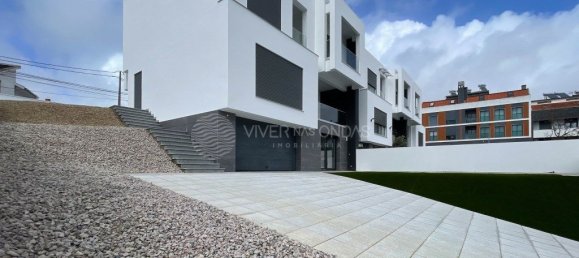 4 bedrooms House in Corroios, Portugal No. 123668 15