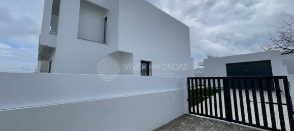 4 bedrooms House in Corroios, Portugal No. 123668 20