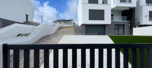 4 bedrooms House in Corroios, Portugal No. 123668 9