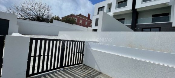4 bedrooms House in Corroios, Portugal No. 123668 22