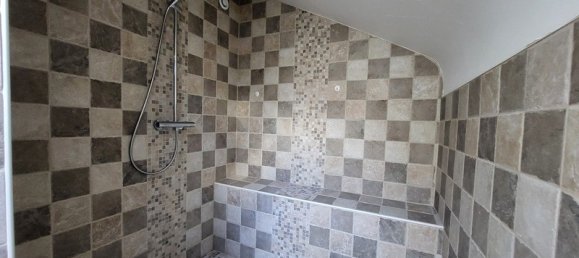 2 chambres Appartement à Perros-Guirec, France No. 205203 9