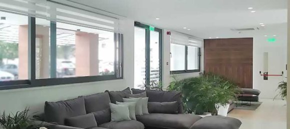 2 bedrooms Apartment in Germasogeia, Cyprus No. 8099 6