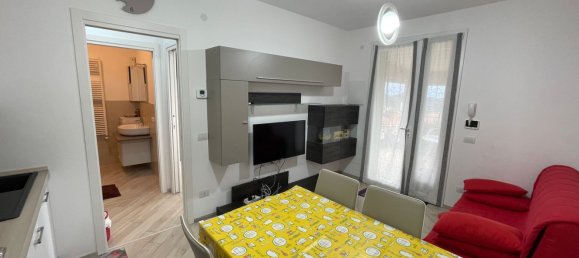 2 rooms Apartment in Magliolo, Italy No. 267961 5