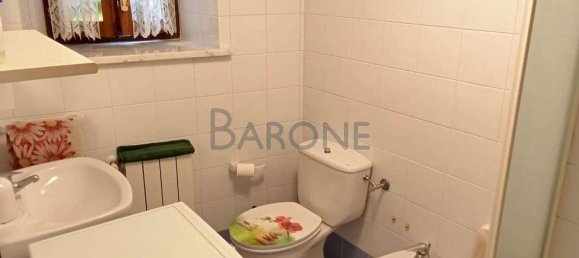 4 rooms Apartment in Carrara, Italy No. 14700 10