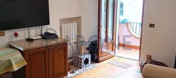 4 rooms Apartment in Carrara, Italy No. 14700 7