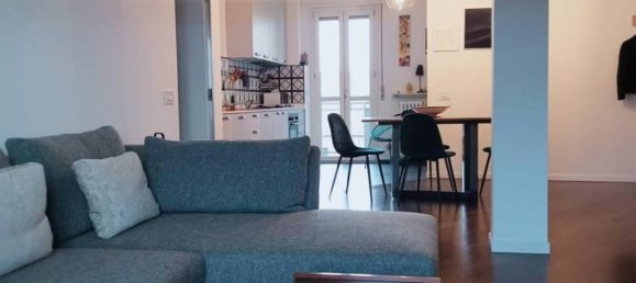 2 rooms Apartment in Cremona, Italy No. 40282 3