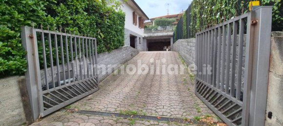 5 chambres Villa à Saltrio, Italy No. 303537 39