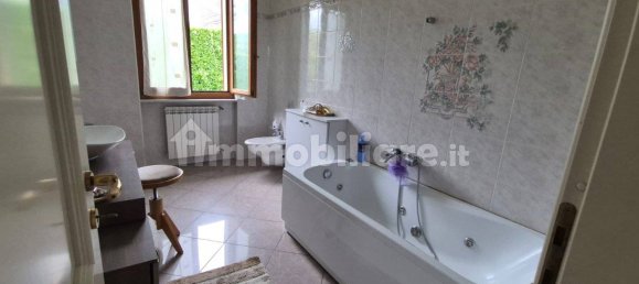 5 chambres Villa à Saltrio, Italy No. 303537 16