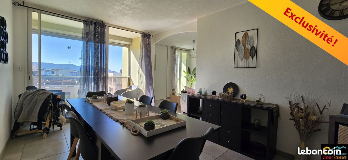 Apartamento de 2 dormitorios en Marseille, France No. 336888
