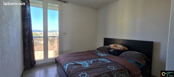 Apartamento de 2 dormitorios en Marseille, France No. 336888 9