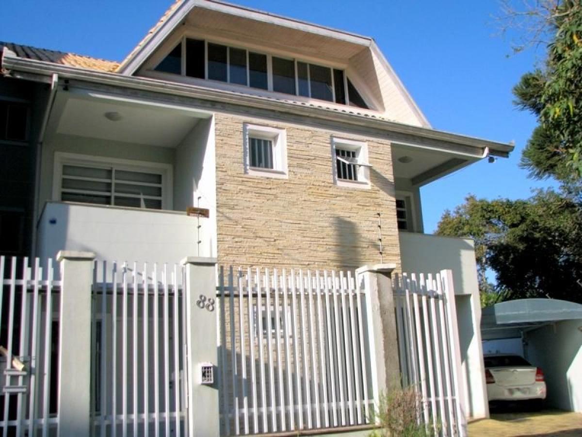 3 bedrooms House in Curitiba, Brazil No. 520282