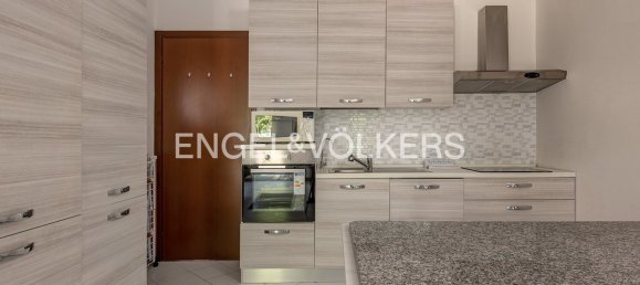 2 Schlafzimmer Wohnung in Valmadrera, Italy, Nr. 291165 12