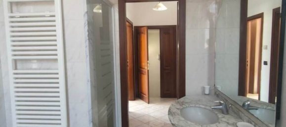 Apartamento de 2 dormitorios en Montepulciano, Italy No. 60927 10