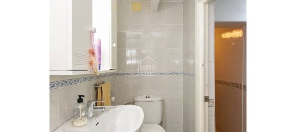 Apartamento de 3 dormitorios en Mahon, Spain No. 5034 11