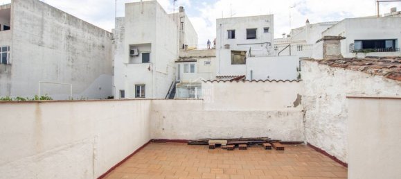 Apartamento de 3 dormitorios en Mahon, Spain No. 5034 20