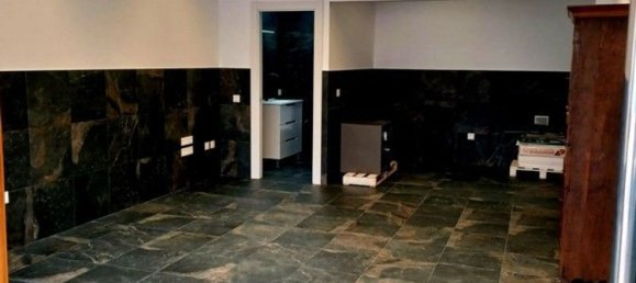 41m² Commercial property in Roquetas de Mar, Spain No. 151259 4