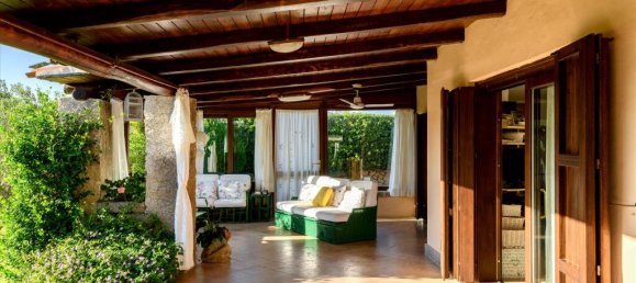 6 bedrooms Villa in Arzachena, Italy No. 57233 3