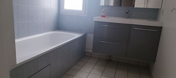 Квартира с 3 спальнями в Бобиньи, Франция № 183987 9