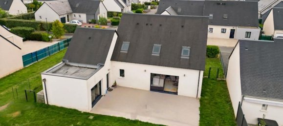 Casa de 4 dormitorios en Esvres, France No. 246362 21