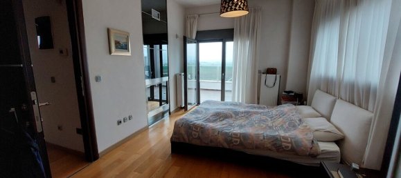 4 Schlafzimmer Property in Thermi, Greece, Nr. 66275 20