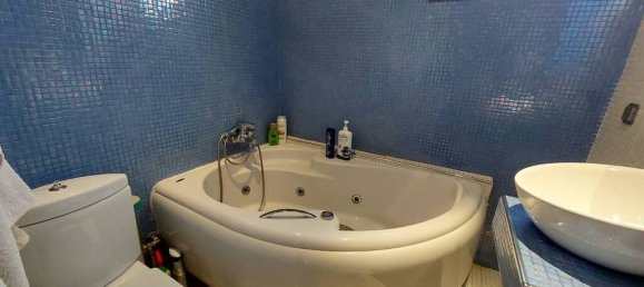 4 Schlafzimmer Property in Thermi, Greece, Nr. 66275 28