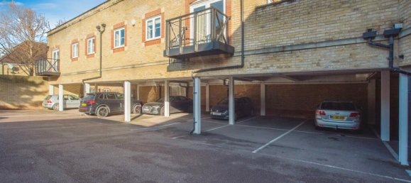 2 bedrooms Apartment in Bushey, United Kingdom No. 6224 11