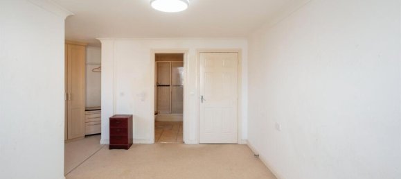 2 bedrooms Apartment in Bushey, United Kingdom No. 6224 14