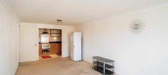 2 bedrooms Apartment in Bushey, United Kingdom No. 6224 3